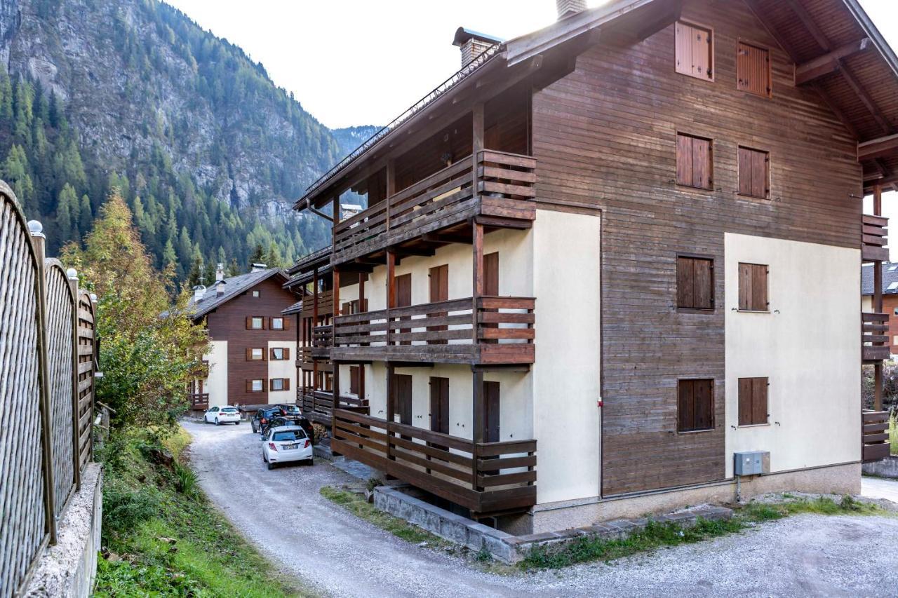 Edo Leilighet Campitello di Fassa Eksteriør bilde